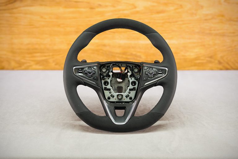 Opel Insignia A Custom steering wheel
