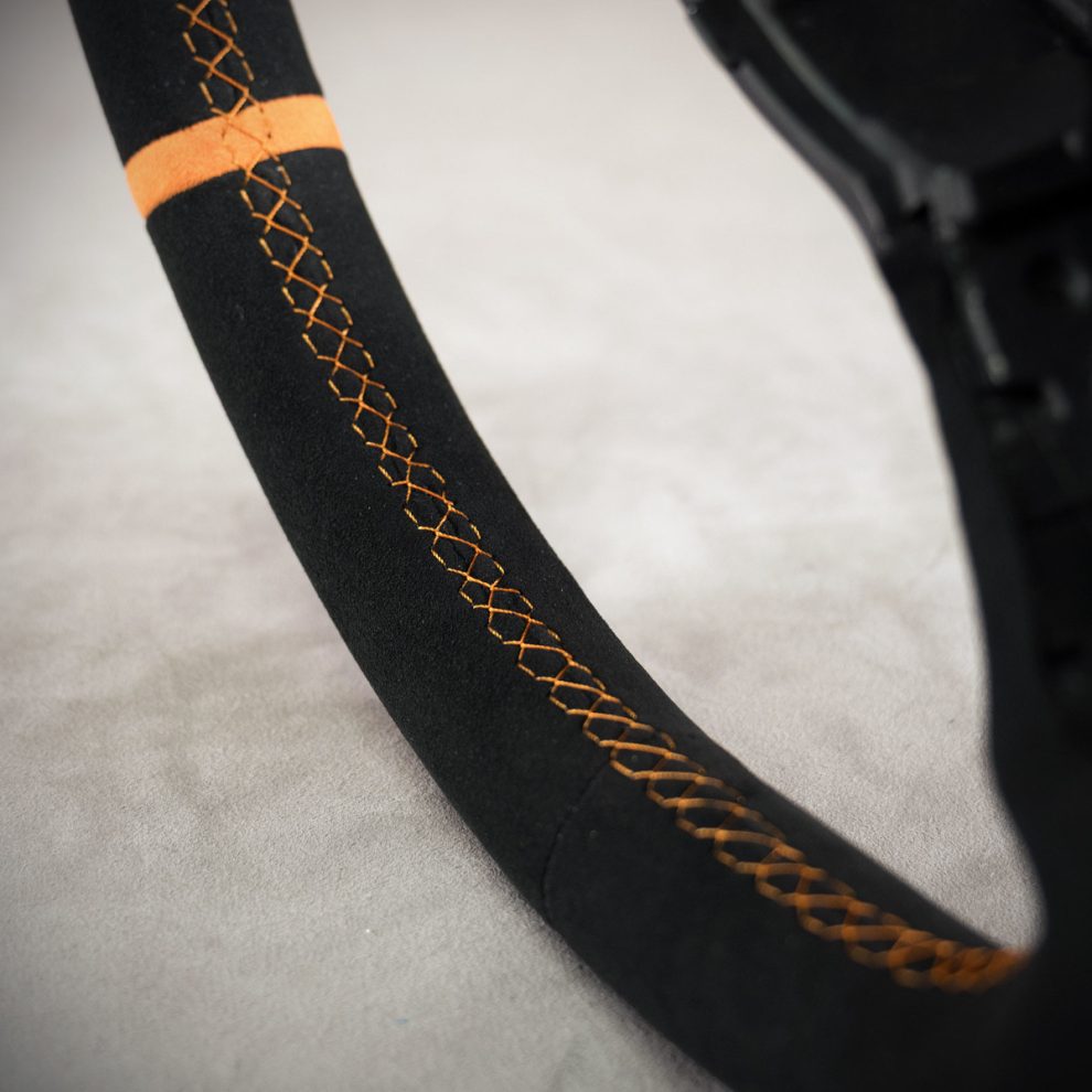 Audi TT 8J Custom steering wheel