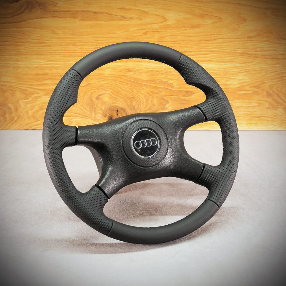 Audi 80 Custom steering wheel