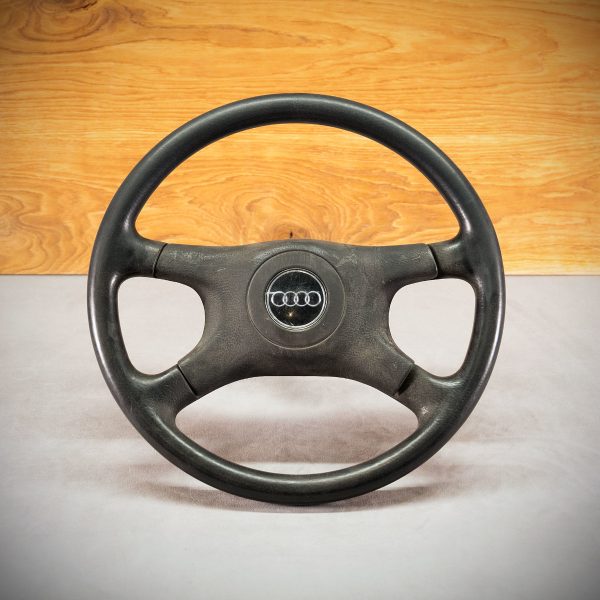 Audi 80 steering wheel before modification Audi 80 steering wheel before modification