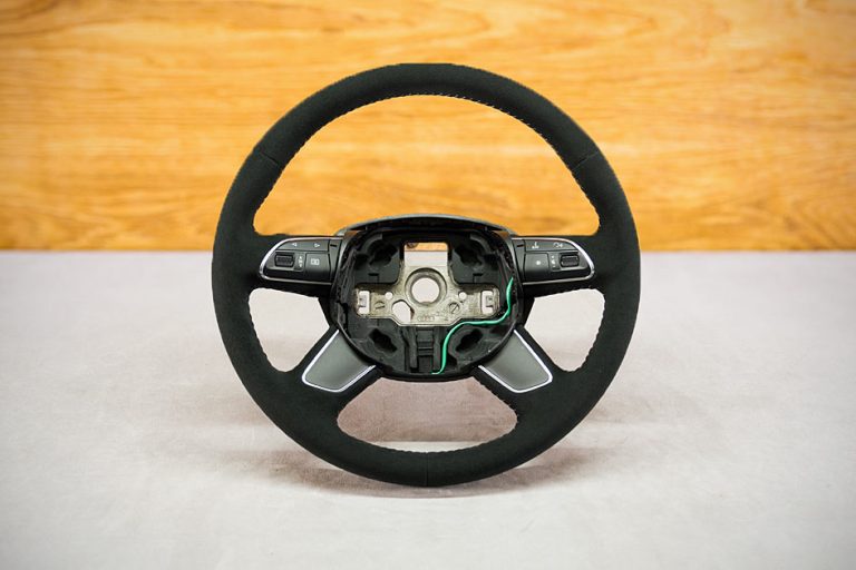 Audi Q3 Custom steering wheel