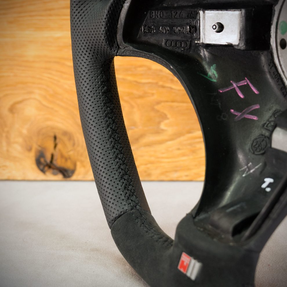 Audi TT Custom steering wheel