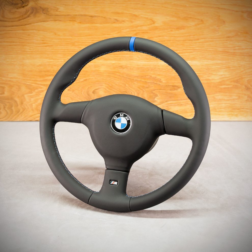 BMW E34 Custom steering wheel