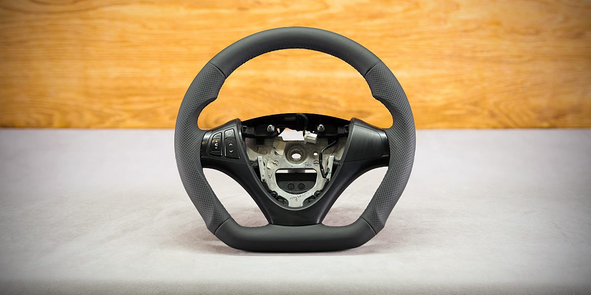 Hyundai i30 Custom steering wheel Hyundai i30 Custom steering wheel
