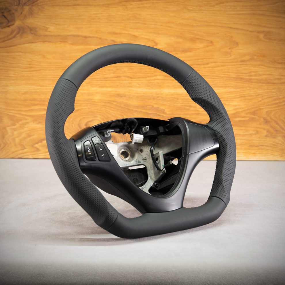 Hyundai i30 Custom steering wheel