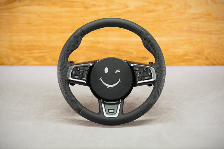 Jaguar E-pace Custom steering wheel