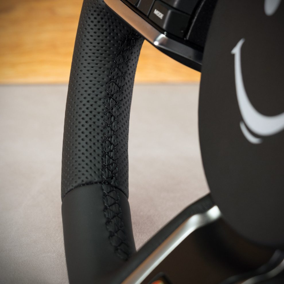 Jaguar E-pace Custom steering wheel