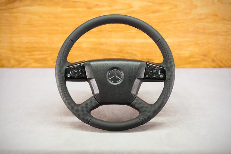 Mercedes-Benz Actros MP4 Custom steering wheel