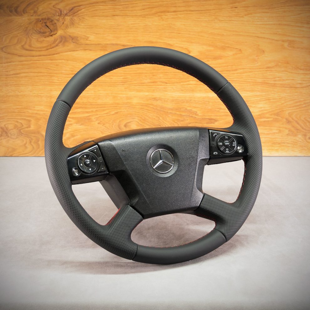 Mercedes-Benz Actros MP4 Custom steering wheel