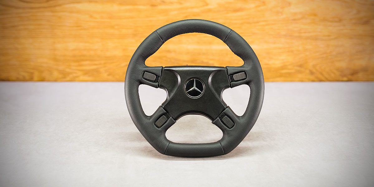 Mercedes-Benz W201 Custom steering wheel Mercedes-Benz W201 Custom steering wheel