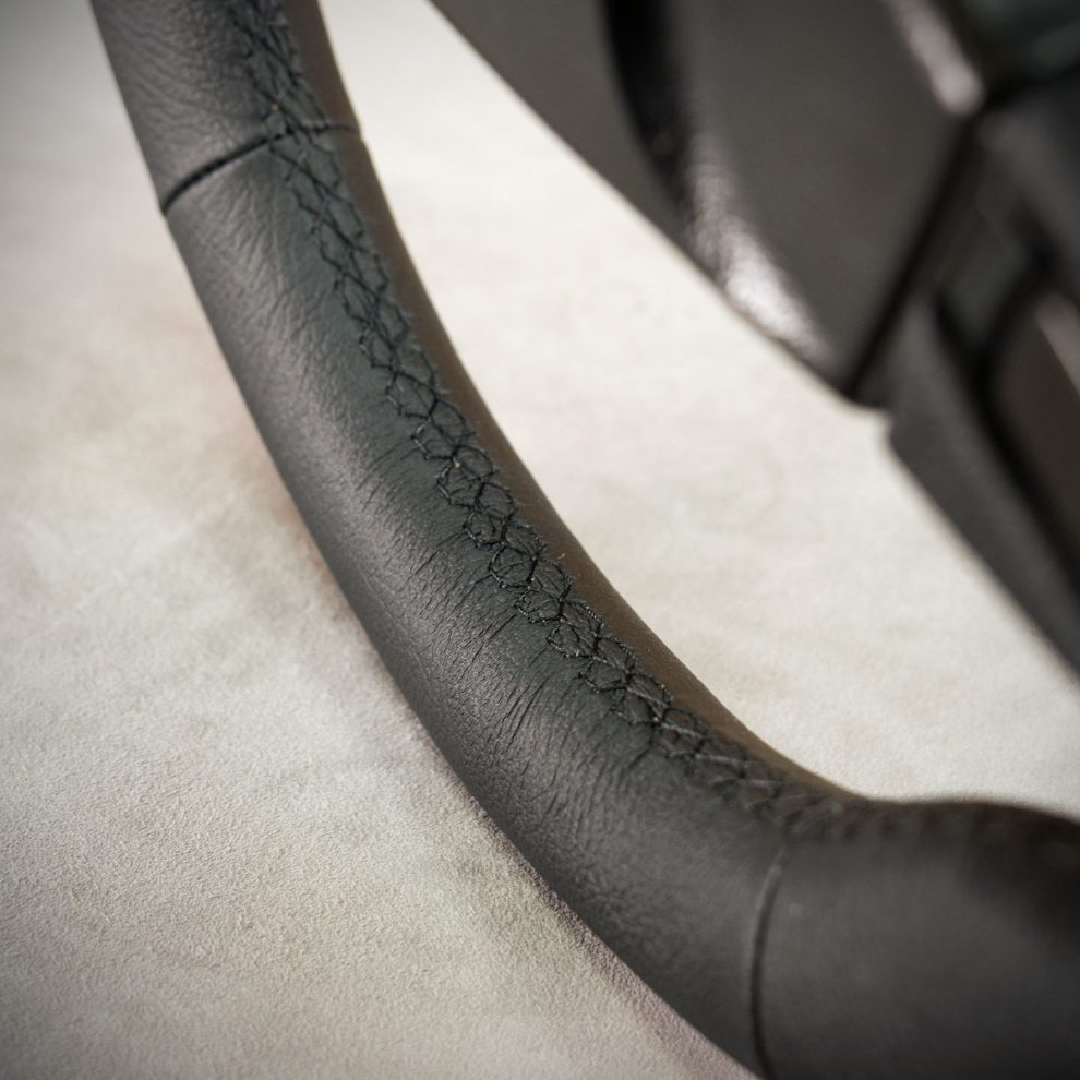 Mercedes-Benz W201 Custom steering wheel