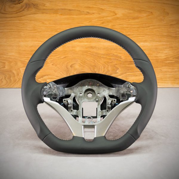 Mitsubishi L200 steering wheel after modification Mitsubishi L200 steering wheel after modification