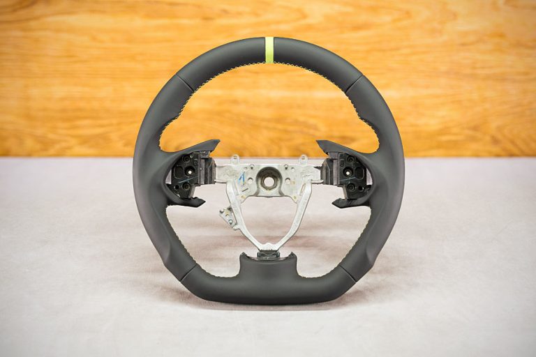 Mitsubishi Lancer Custom steering wheel