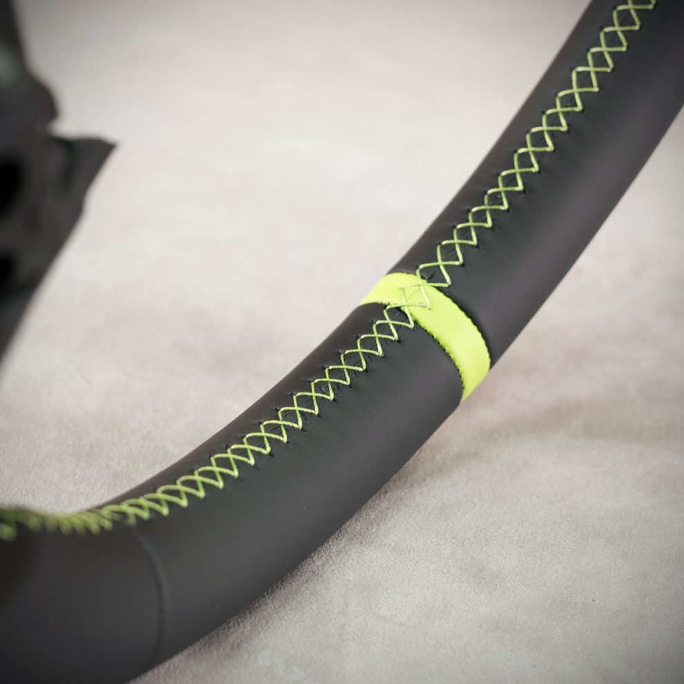 Mitsubishi Lancer Custom steering wheel