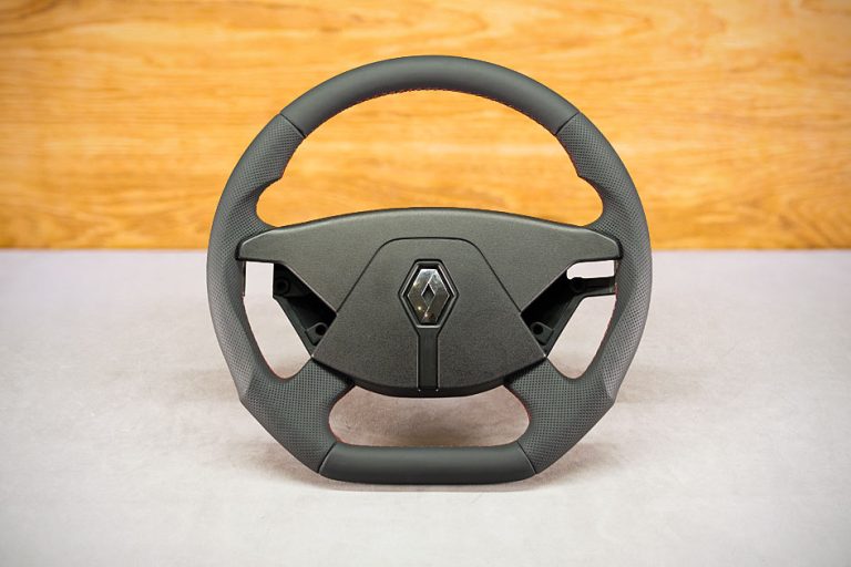 Renault T Custom steering wheel