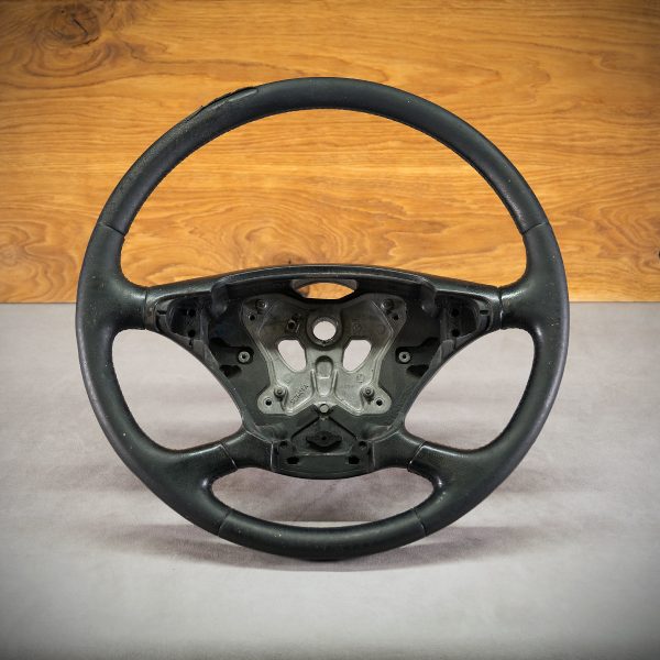 Scania R steering wheel before modification Scania R steering wheel before modification