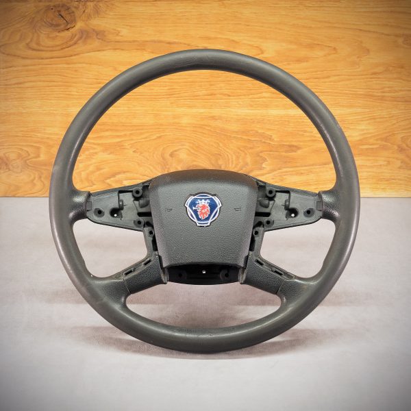 Scania S steering wheel before modification