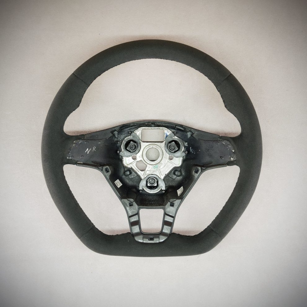 Volkswagen Caddy Custom steering wheel