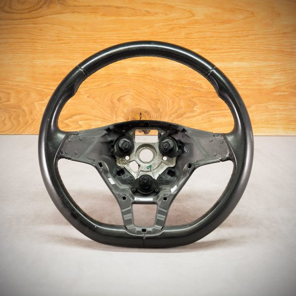Volkswagen Caddy steering wheel before modification Volkswagen Caddy steering wheel before modification