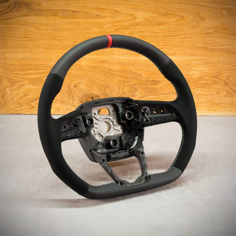 Audi Q8 Custom steering wheel
