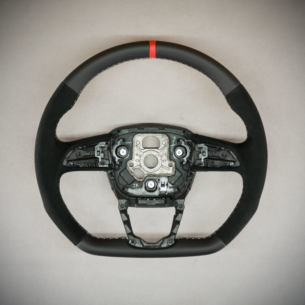 Audi Q8 Custom steering wheel