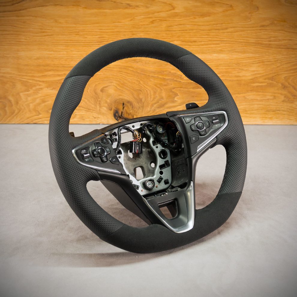 Opel Insignia A Custom steering wheel