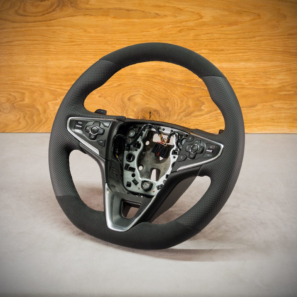 Opel Insignia A Custom steering wheel