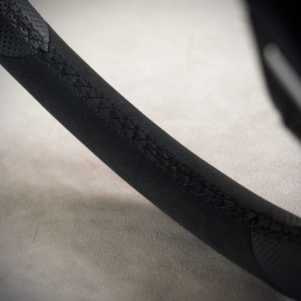 Opel Insignia A Custom steering wheel