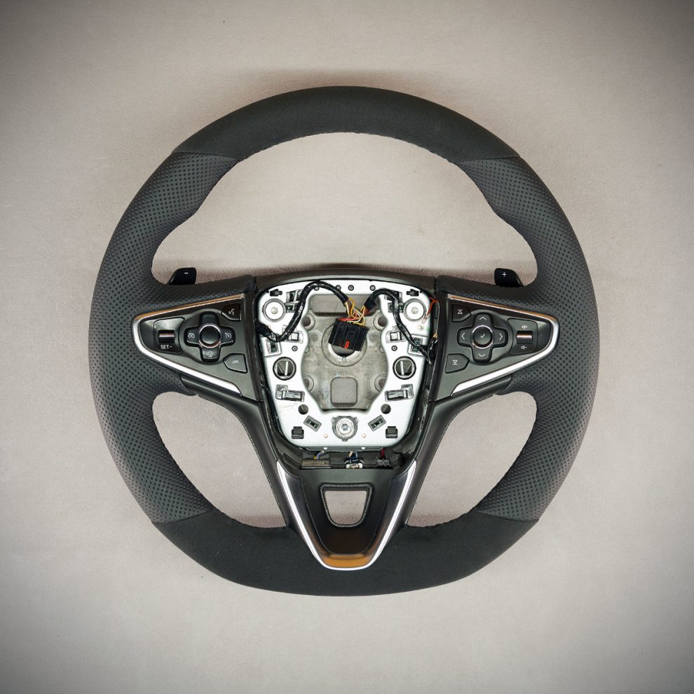 Opel Insignia A Custom steering wheel