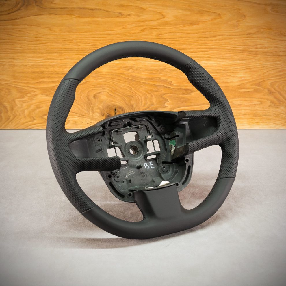 Peugeot 508 Custom steering wheel