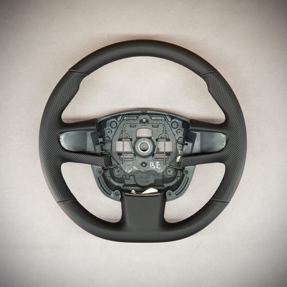 Peugeot 508 Custom steering wheel