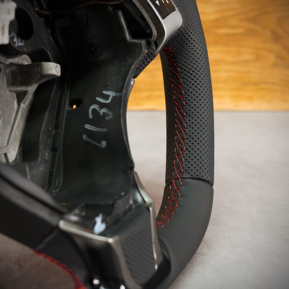 Abarth Grande Punto Custom steering wheel