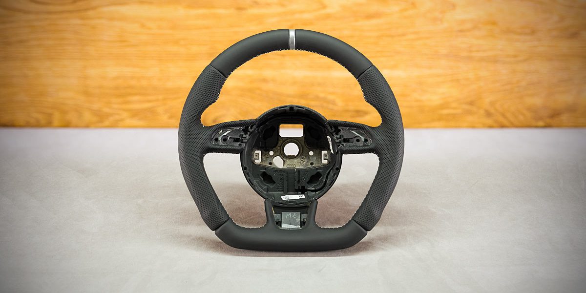 Audi A3 8V Custom steering wheel
