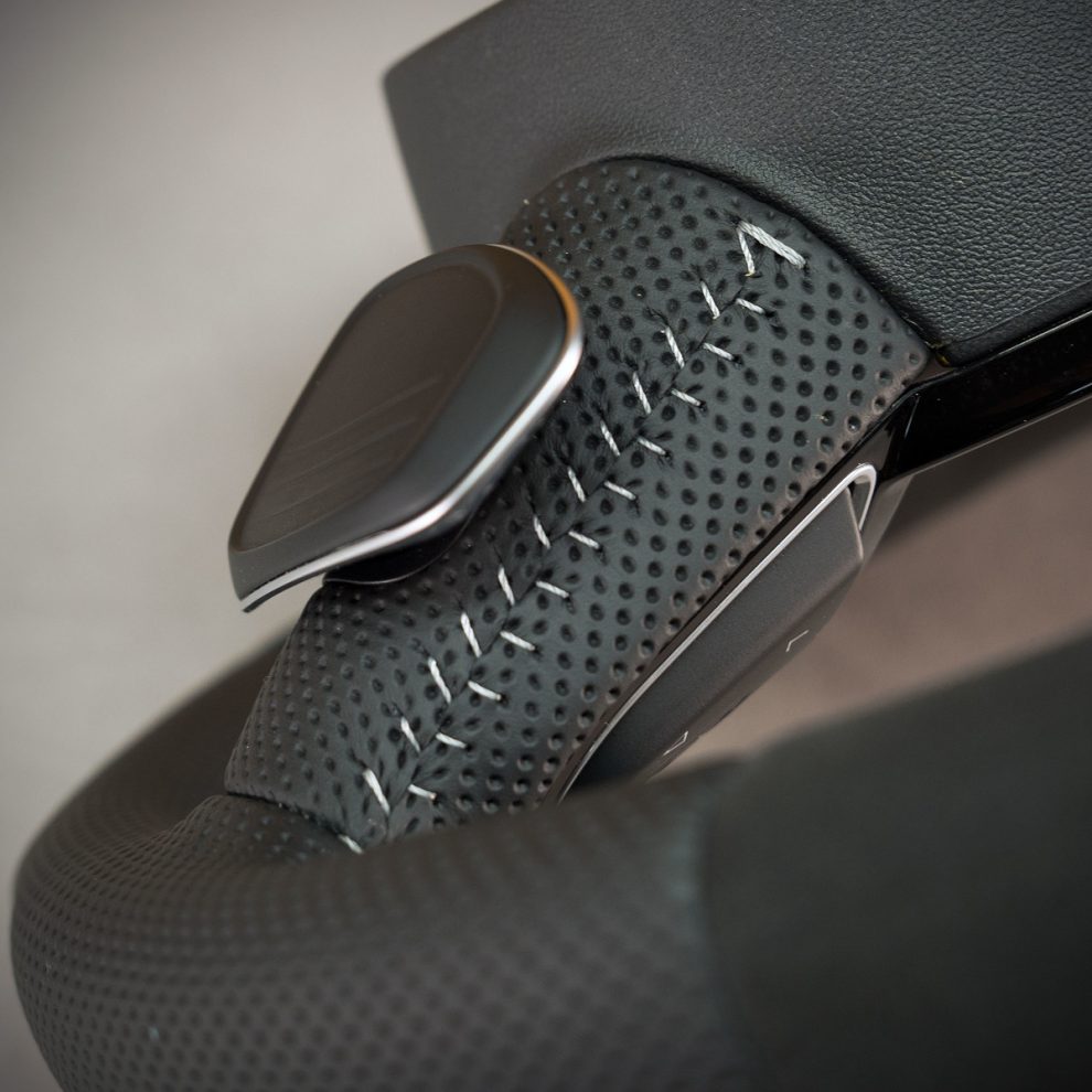 Audi RS6 Custom steering wheel