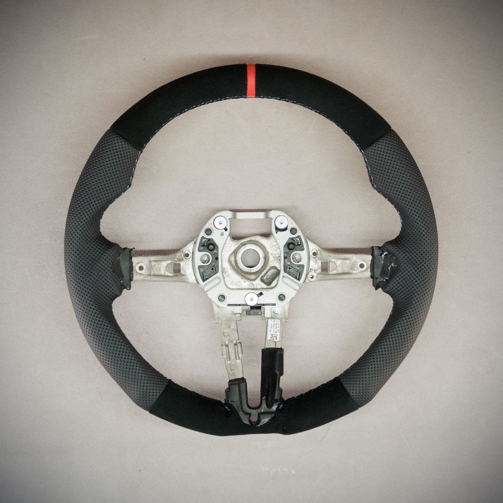 BMW F07 Custom steering wheel