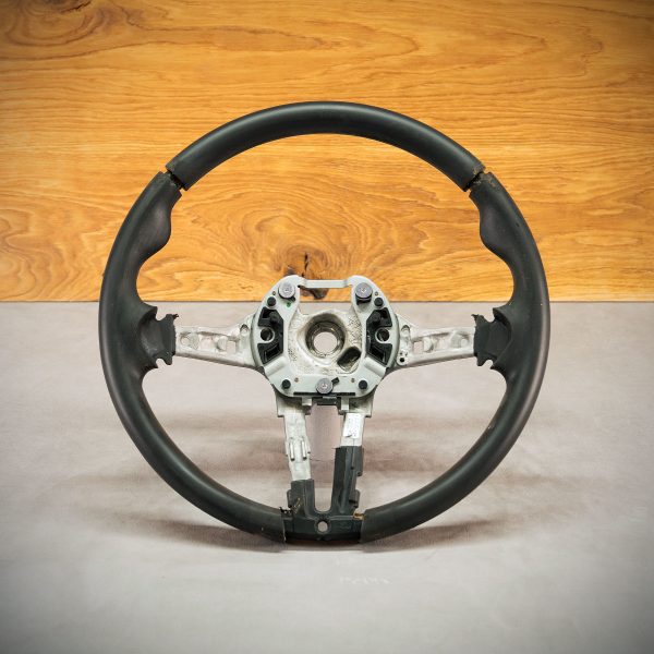 BMW F07 steering wheel before modification