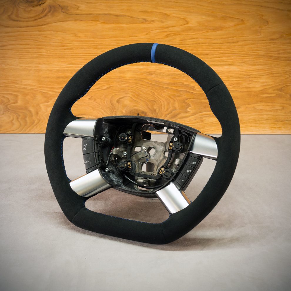Ford Focus Mk2 Custom steering wheel