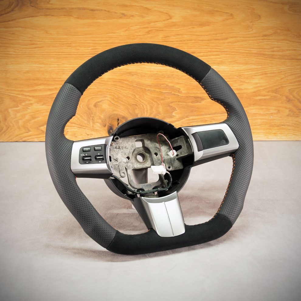 Mazda MX-5 NC Custom steering wheel