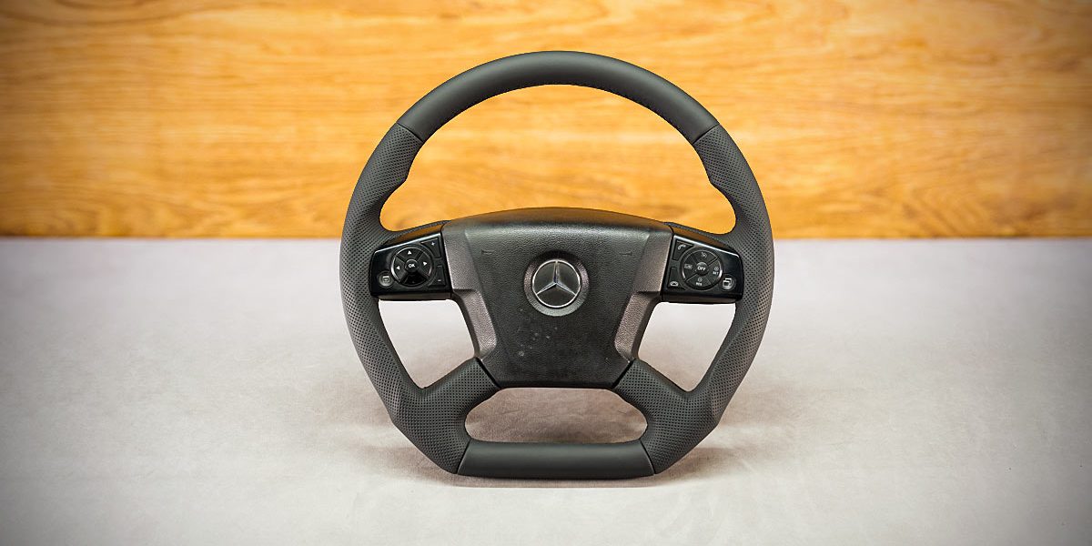 Mercedes-Benz Atego Custom steering wheel