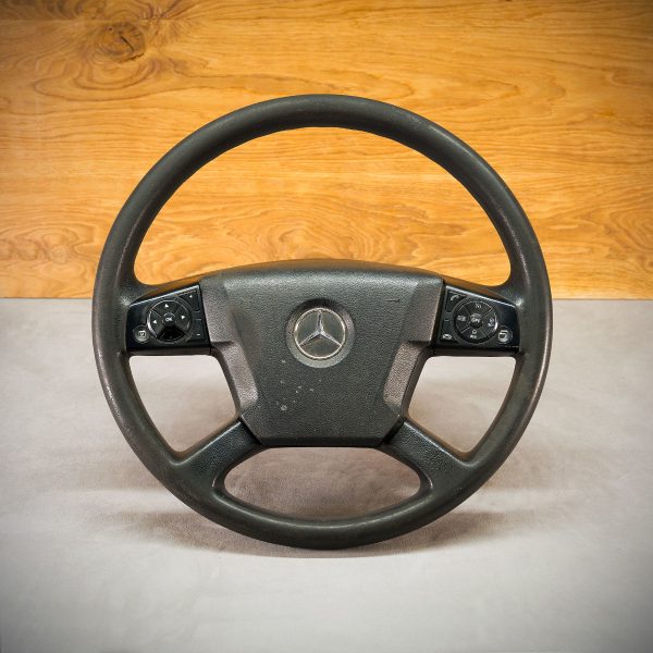 Mercedes-Benz Atego steering wheel before modification