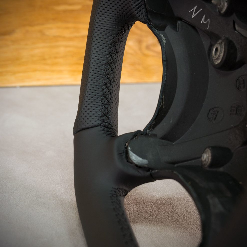 Mercedes-Benz Sprinter Custom steering wheel