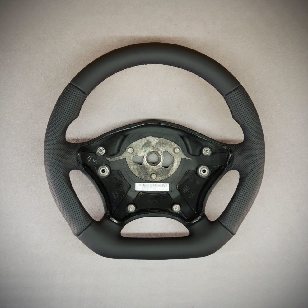 Mercedes-Benz Sprinter Custom steering wheel