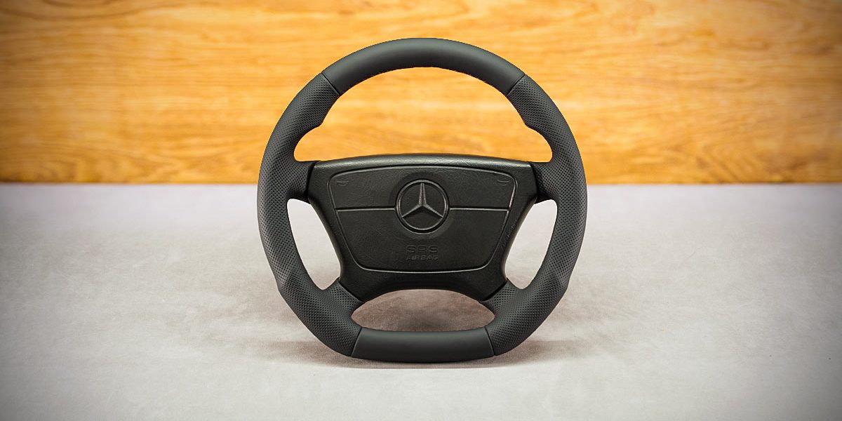 Mercedes-Benz W124 Custom steering wheel Mercedes-Benz W124 Custom steering wheel