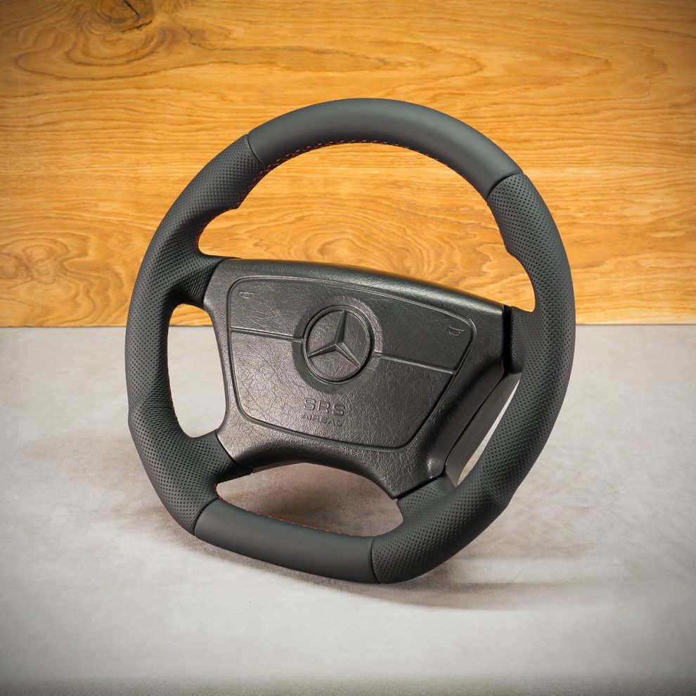 Mercedes-Benz W124 Custom steering wheel