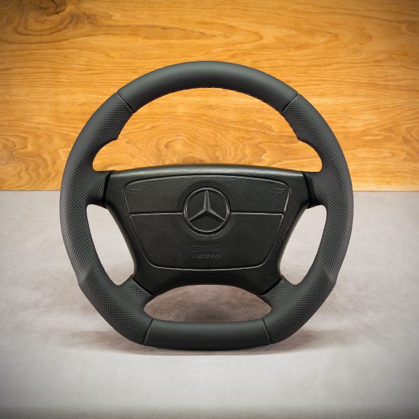 Mercedes-Benz W124 steering wheel after modification Mercedes-Benz W124 steering wheel after modification