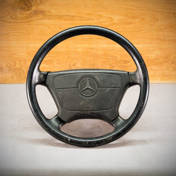 Mercedes-Benz W124 steering wheel before modification Mercedes-Benz W124 steering wheel before modification