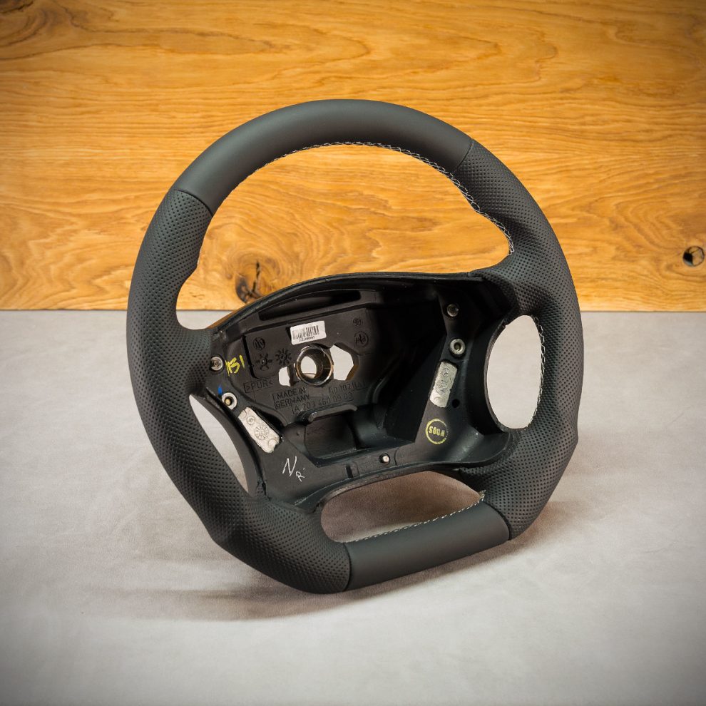 Mercedes-Benz W203 Custom steering wheel