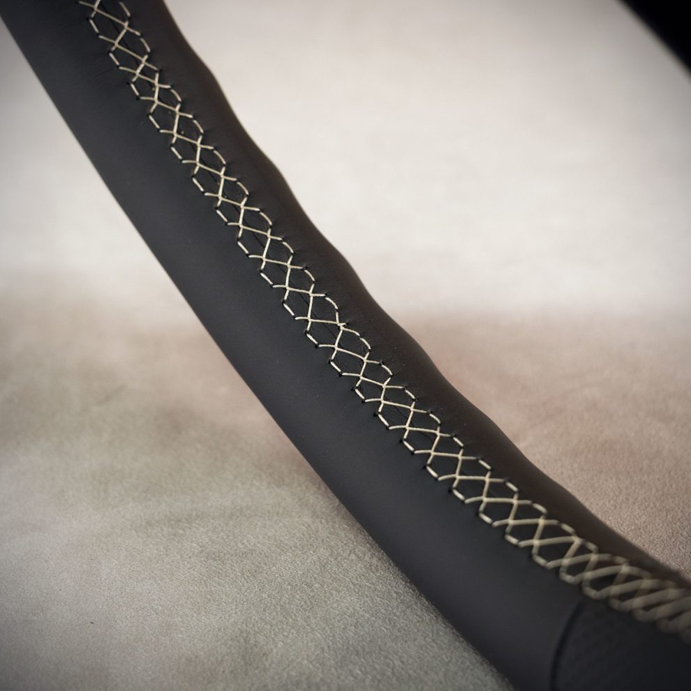 Mercedes-Benz W203 Custom steering wheel