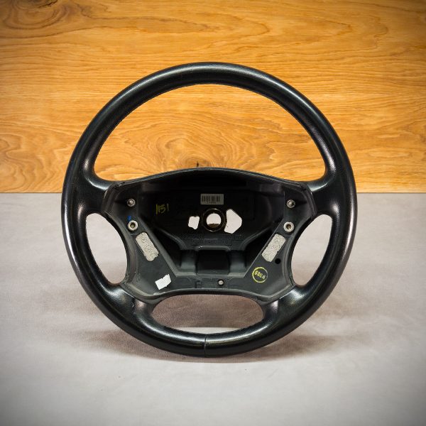 Mercedes-Benz W203 steering wheel before modification