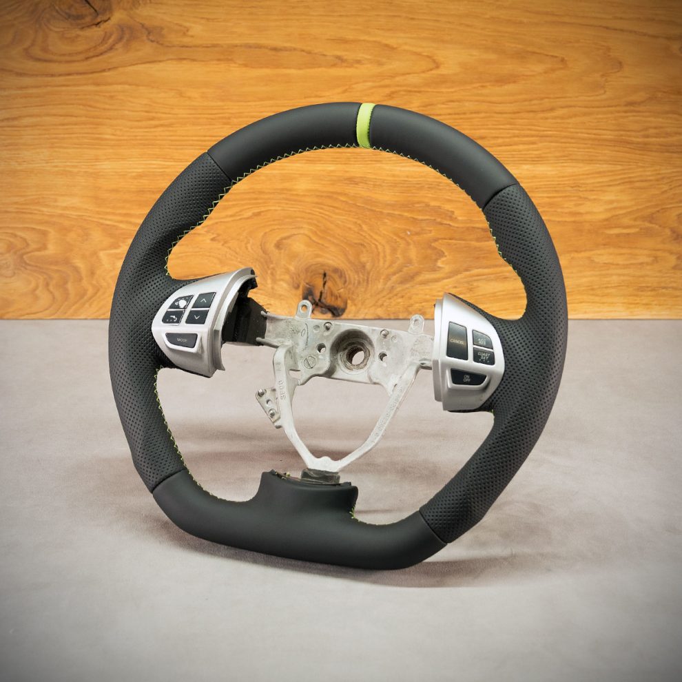 Mitsubishi Lancer Custom steering wheel